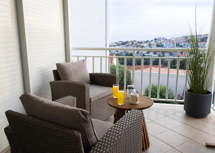 Modern Sea View Apartament *